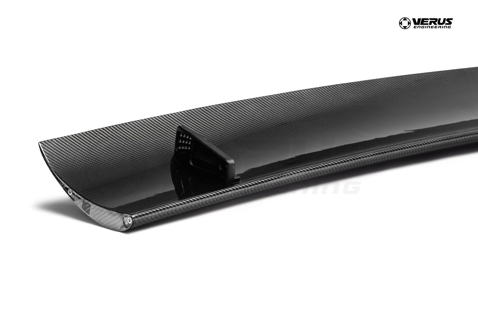 Verus G82 M4 UCW Swan Neck Wing Kit