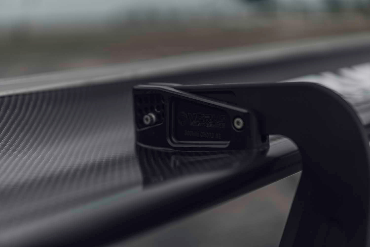 Verus 987 Cayman V1X Rear Wing Kit