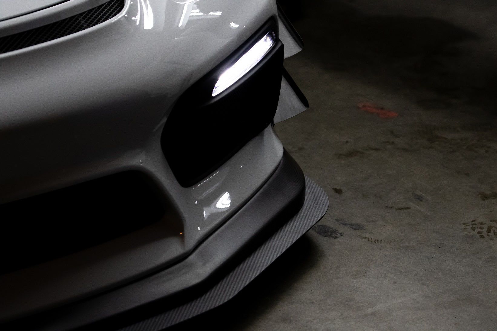 Verus Front Splitter Kit - 981 GT4